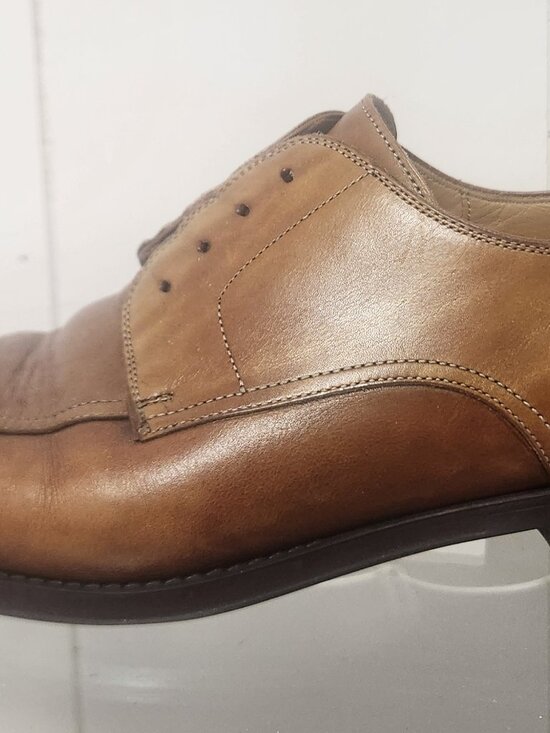 men\'s Magnanni shoes 10 M caramel leather oxfords